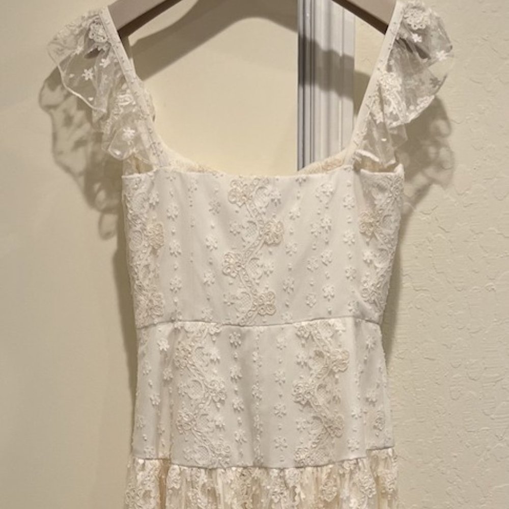 BRAND NEW Markarian wedding gown - Picture 2 of 5